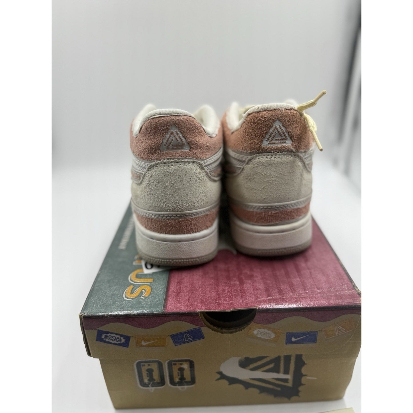 Size 9 - Nike Social Status x Mac Attack SP Silver Linings