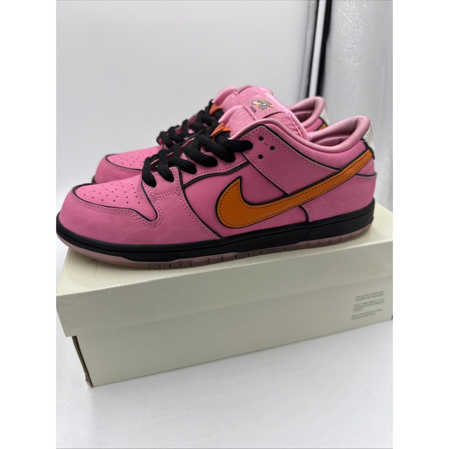 Size 11 Nike SB The Powerpuff Girls Blossom