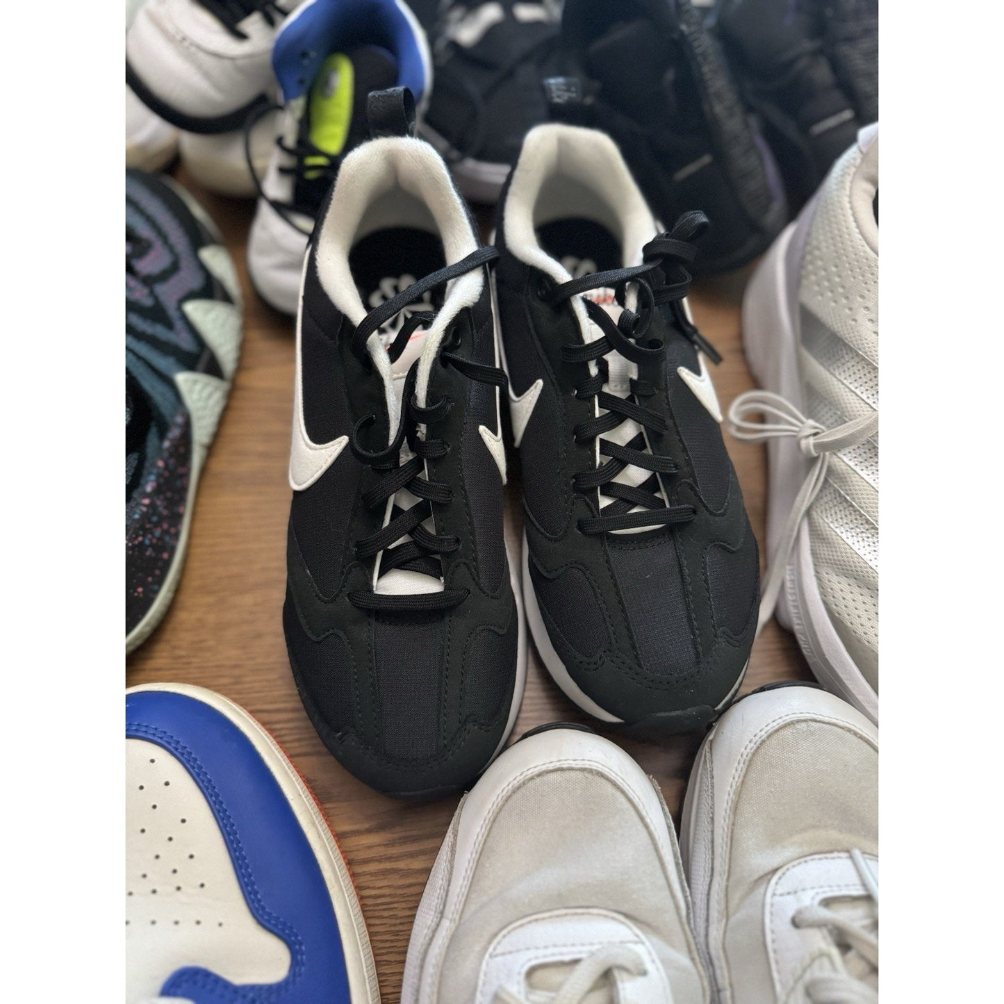 Size 5Y (GS) - Nike Air Max Dawn Low Black White NBS182