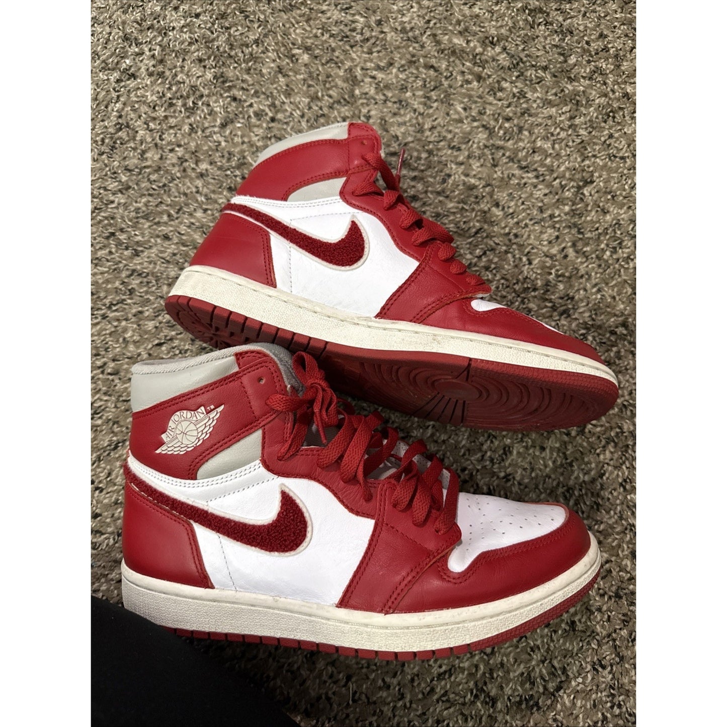 Size 8.5 - Air Jordan 1 OG High Newstalgia Chenille W