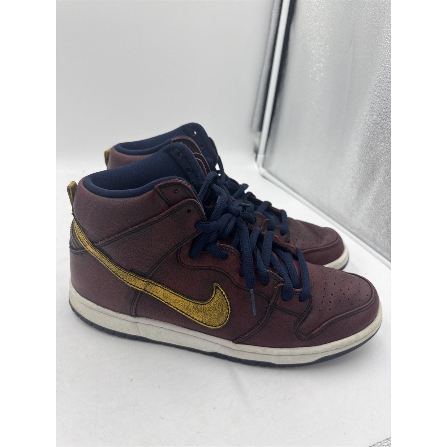 Size 11 - NBA x Nike Dunk SB High Cleveland Cavaliers