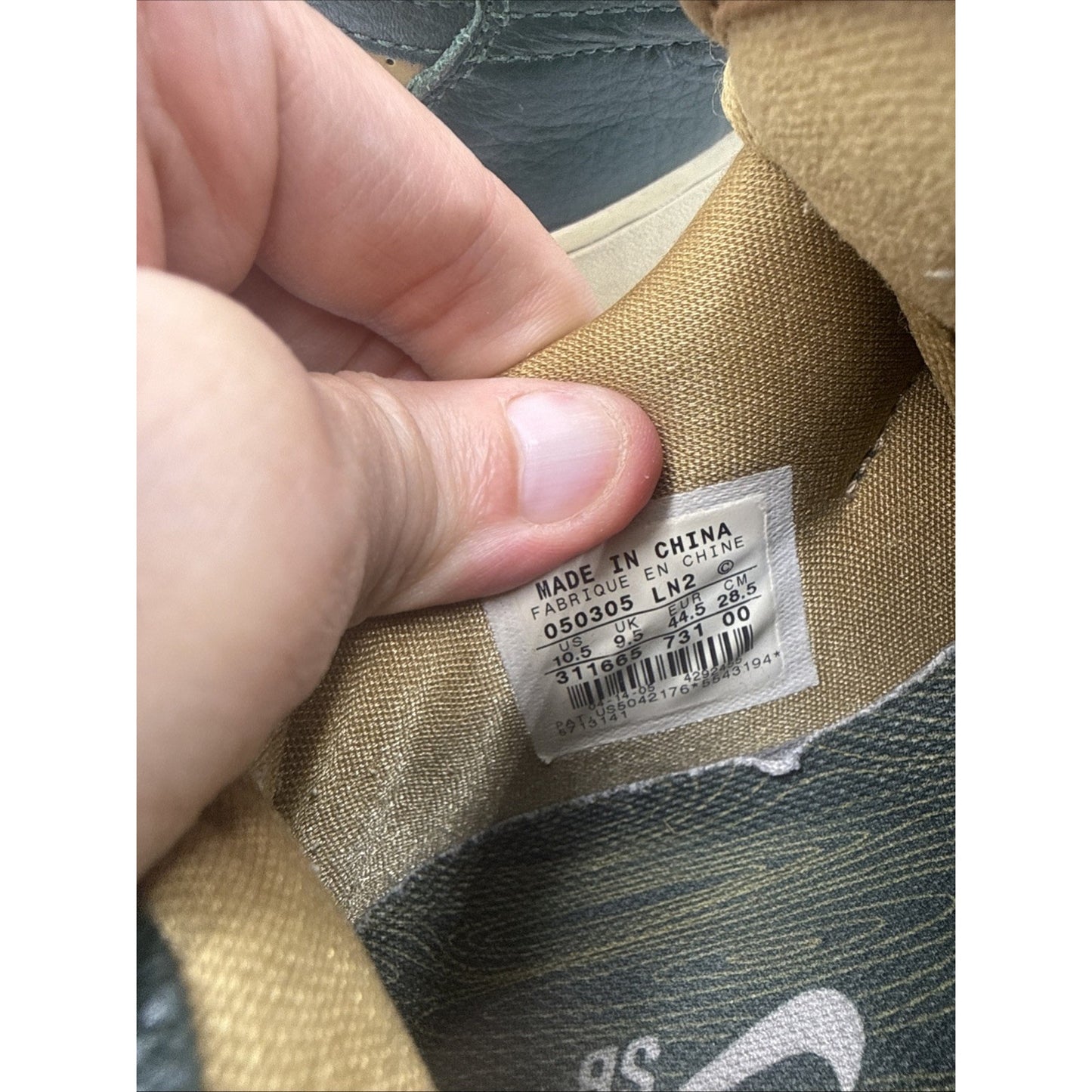 Size 10.5 - Nike Zoom Team Edition Gold