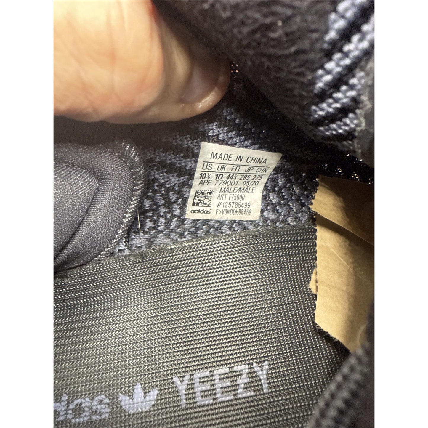 Size 10.5 - adidas Yeezy Boost 350 V2 Low Carbon