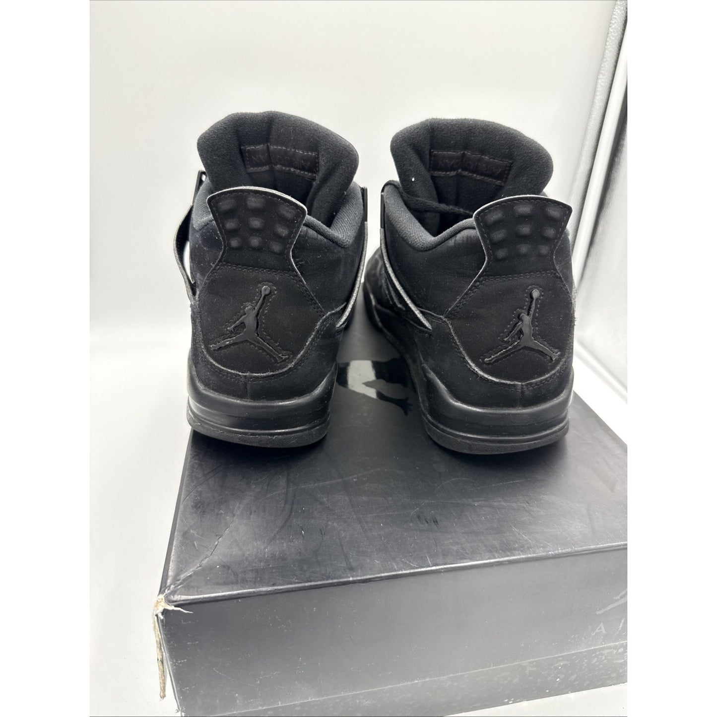 Size 8.5 - Jordan 4 Retro Mid Black Cat