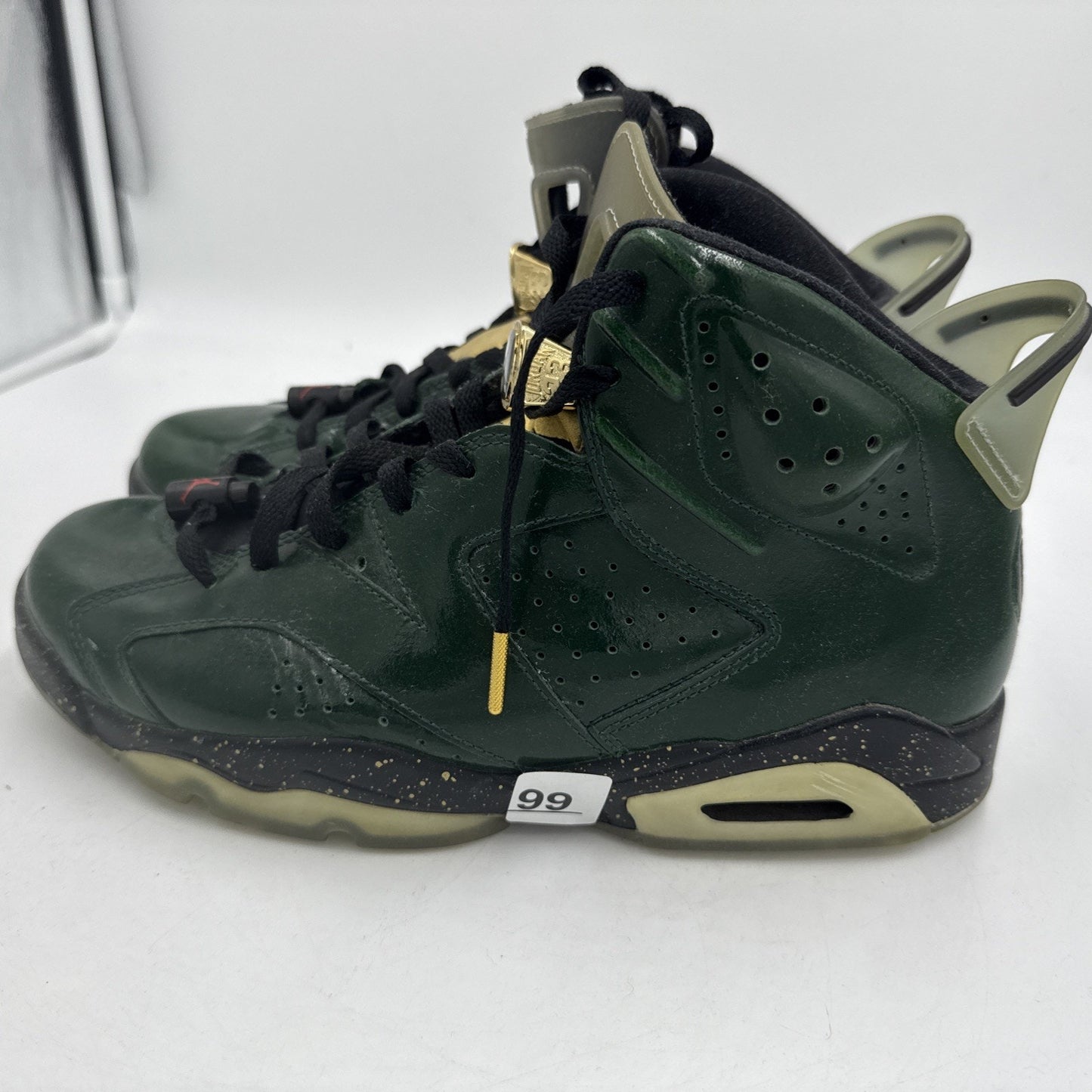 Size 10 - Air Jordan 6 Retro Champagne Bottle