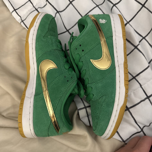 Nike SB Dunk Low St. Patrick's Day Green Gold Suede Sneakers BQ6817-303 2022