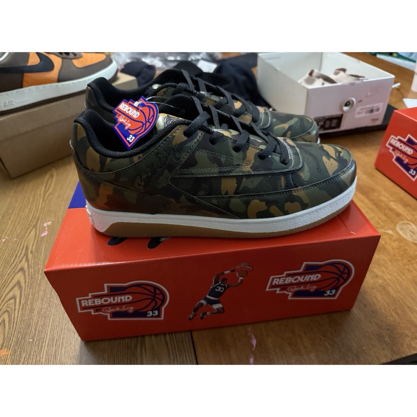 Size 10 Patrick Ewing Orion Low Camo Shoes BS383