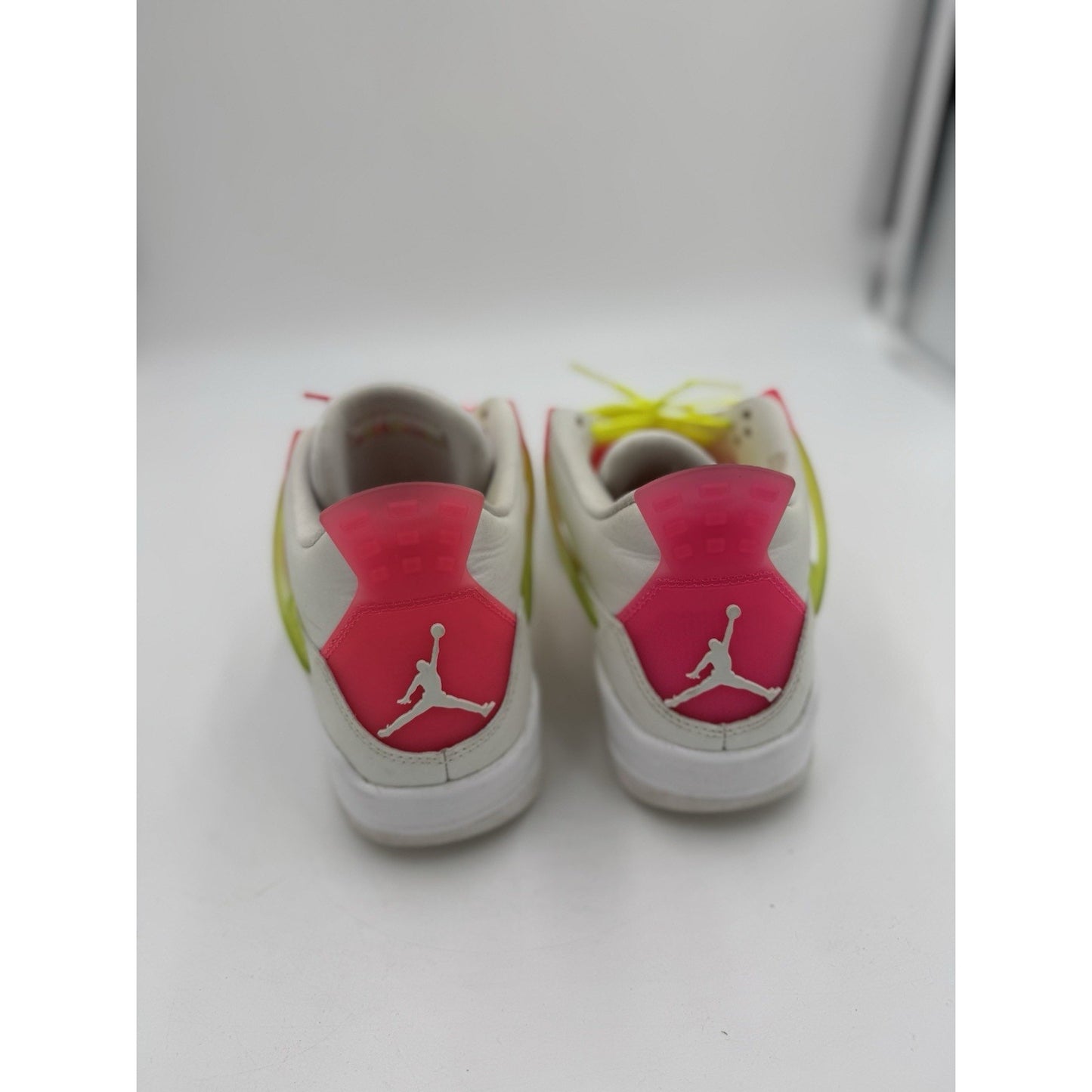 Size 6 (GS) - Jordan 4 Retro Mid Lemon Venom