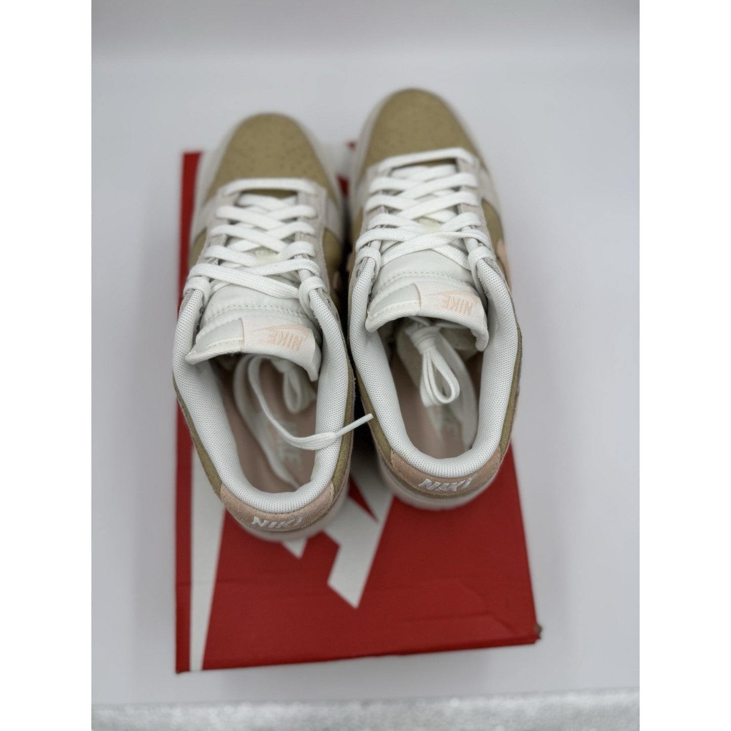Size 8 - Nike Dunk Low Phantom Washed Coral W bs885