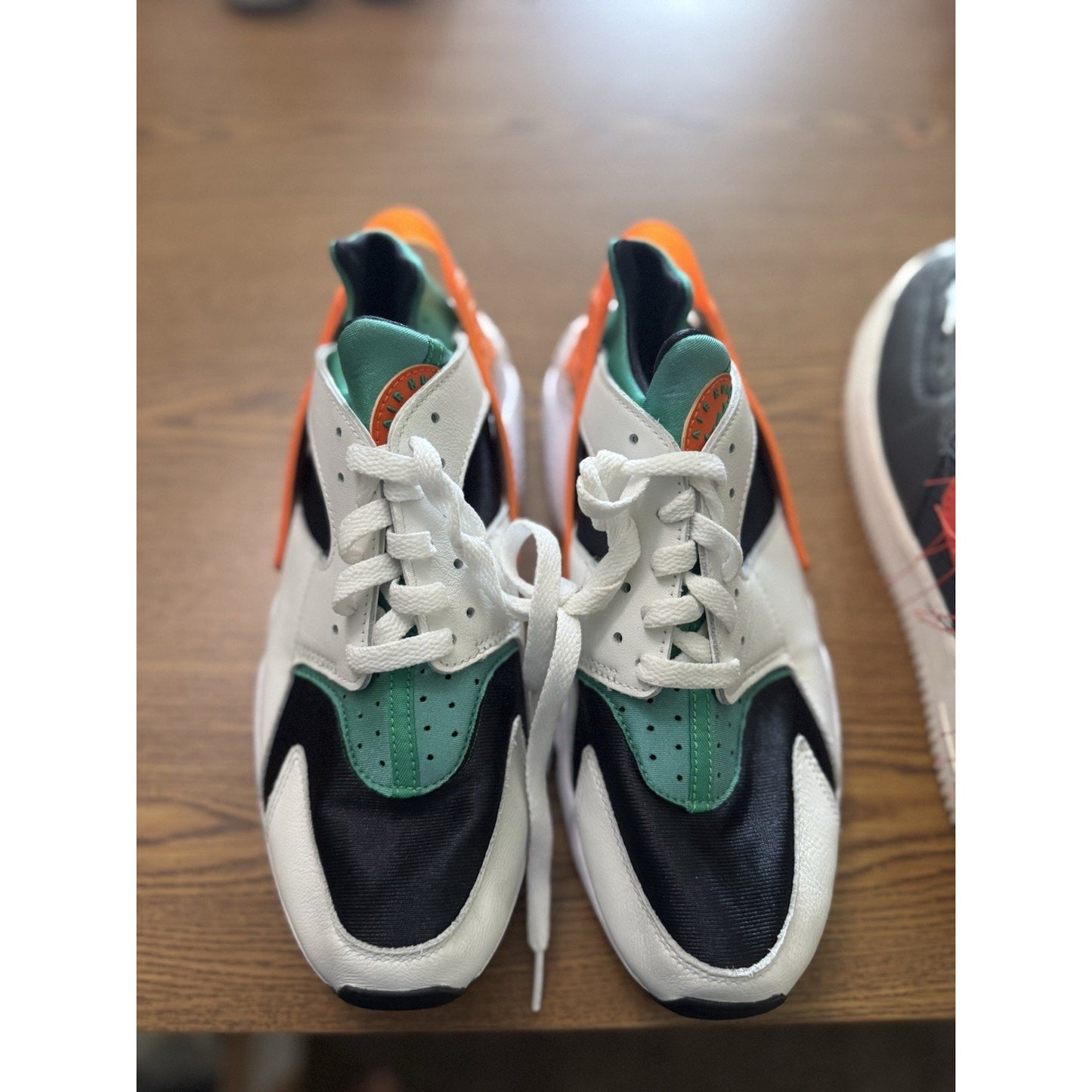 Size 9.5 - Nike Air Huarache Miami Hurricanes NBS202