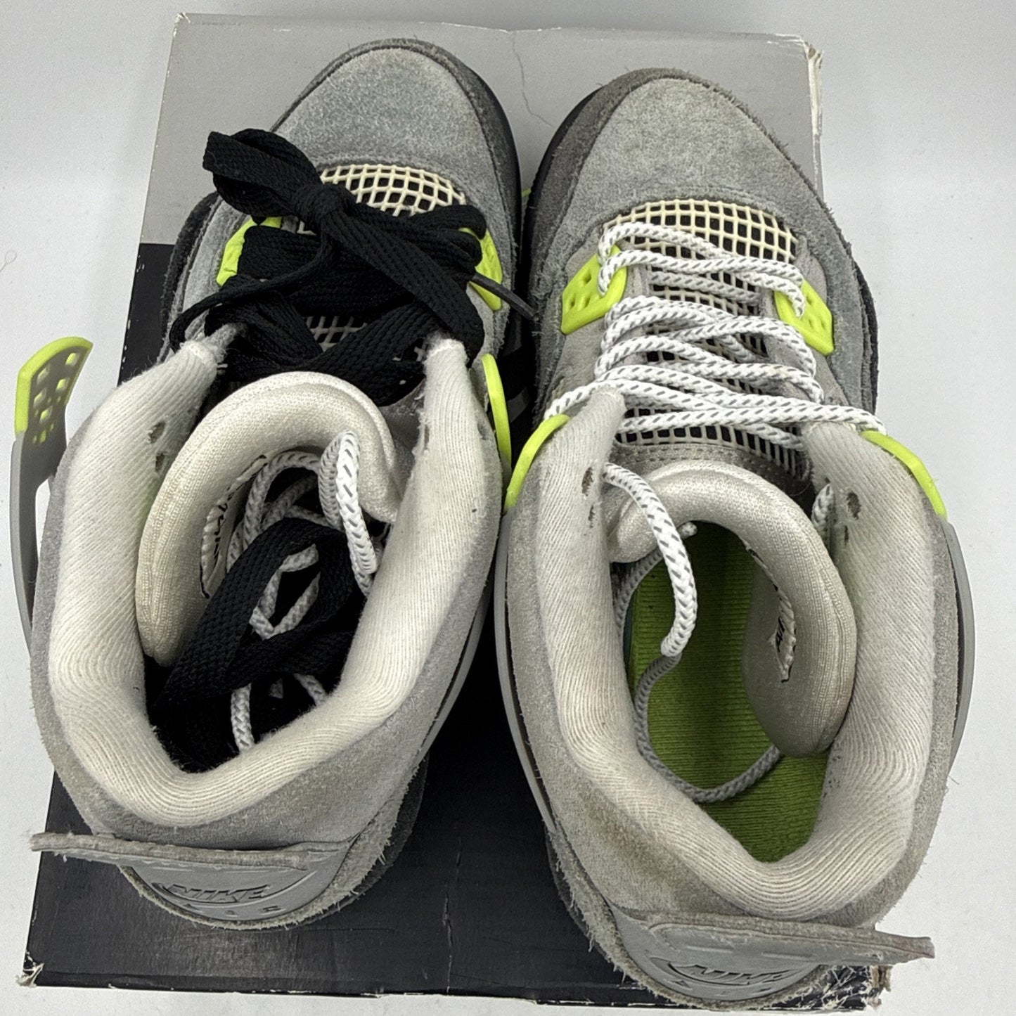 Size 5.5 - Jordan 4 Retro SE Mid Neon 95