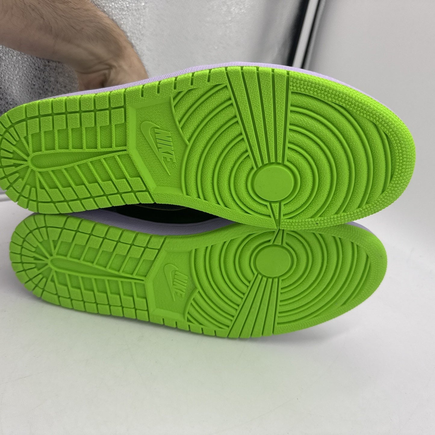 Size 10.5 Jordan 1 Night Vision Joker 136065-021