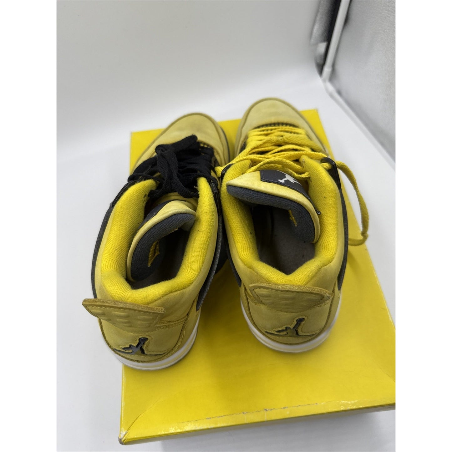 Size 8 - Jordan 4 Retro Mid Lightning