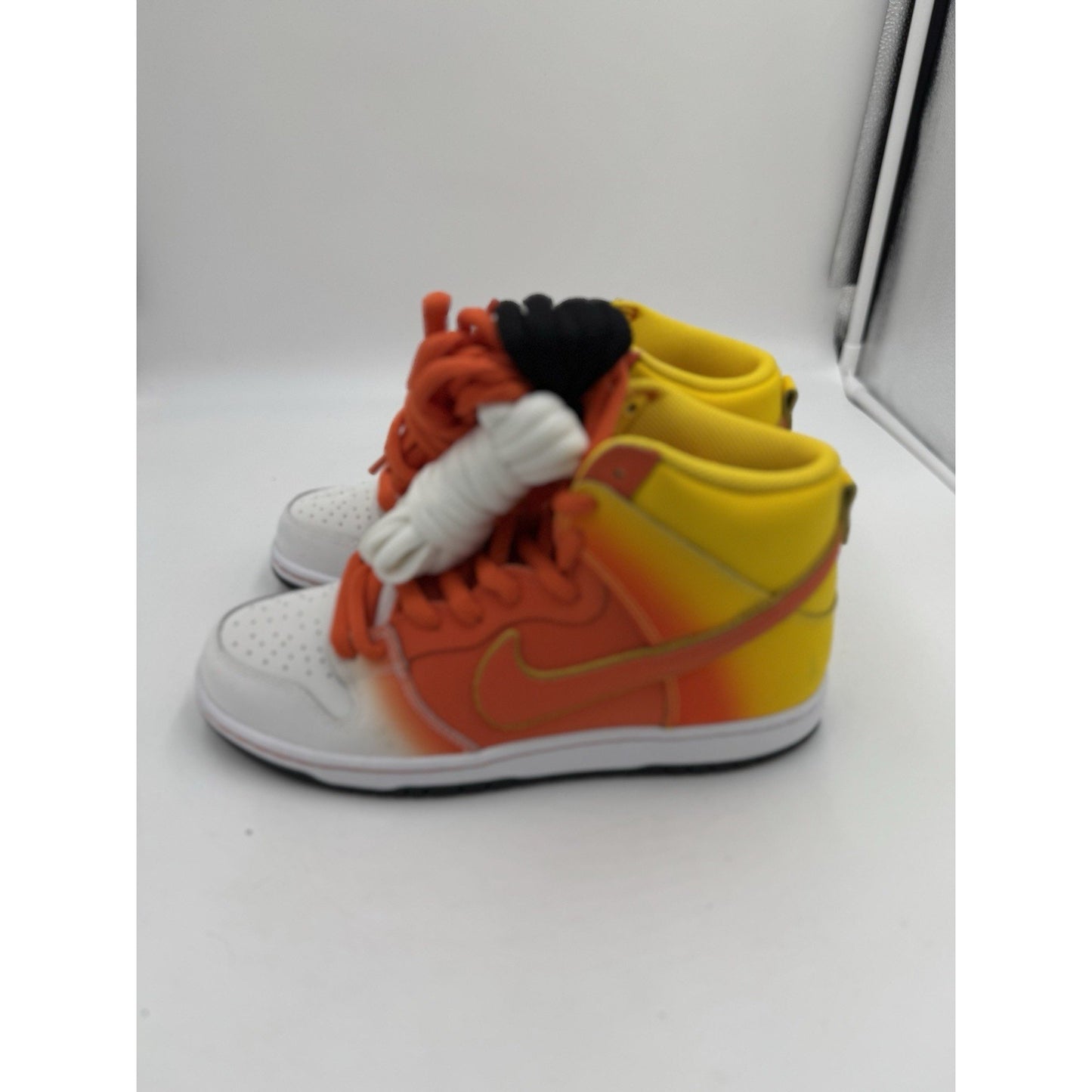 Size 8.5 - Nike Dunk SB High Sweet Tooth