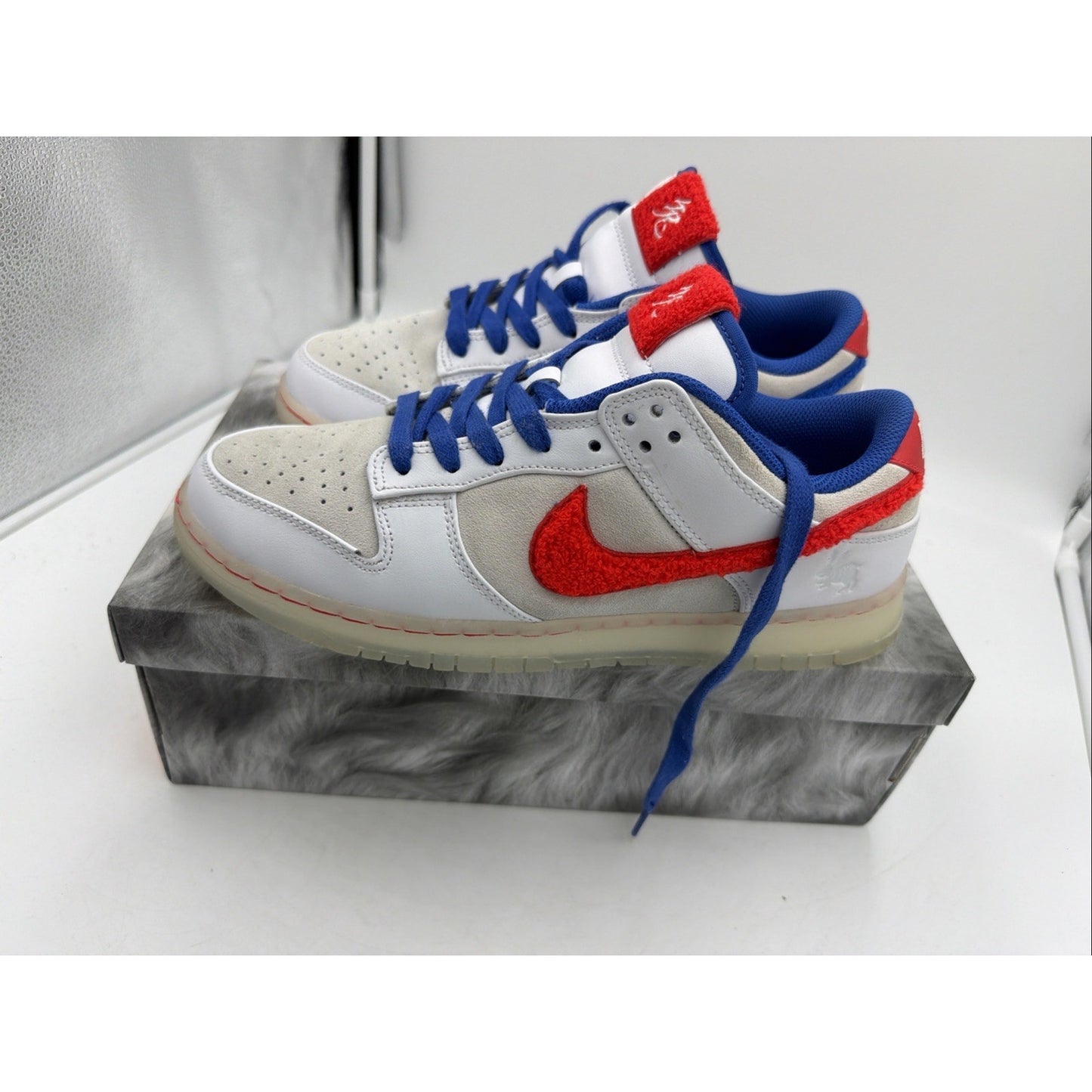 Size 9 - Nike Dunk Low Year of the Rabbit - White Rabbit Candy