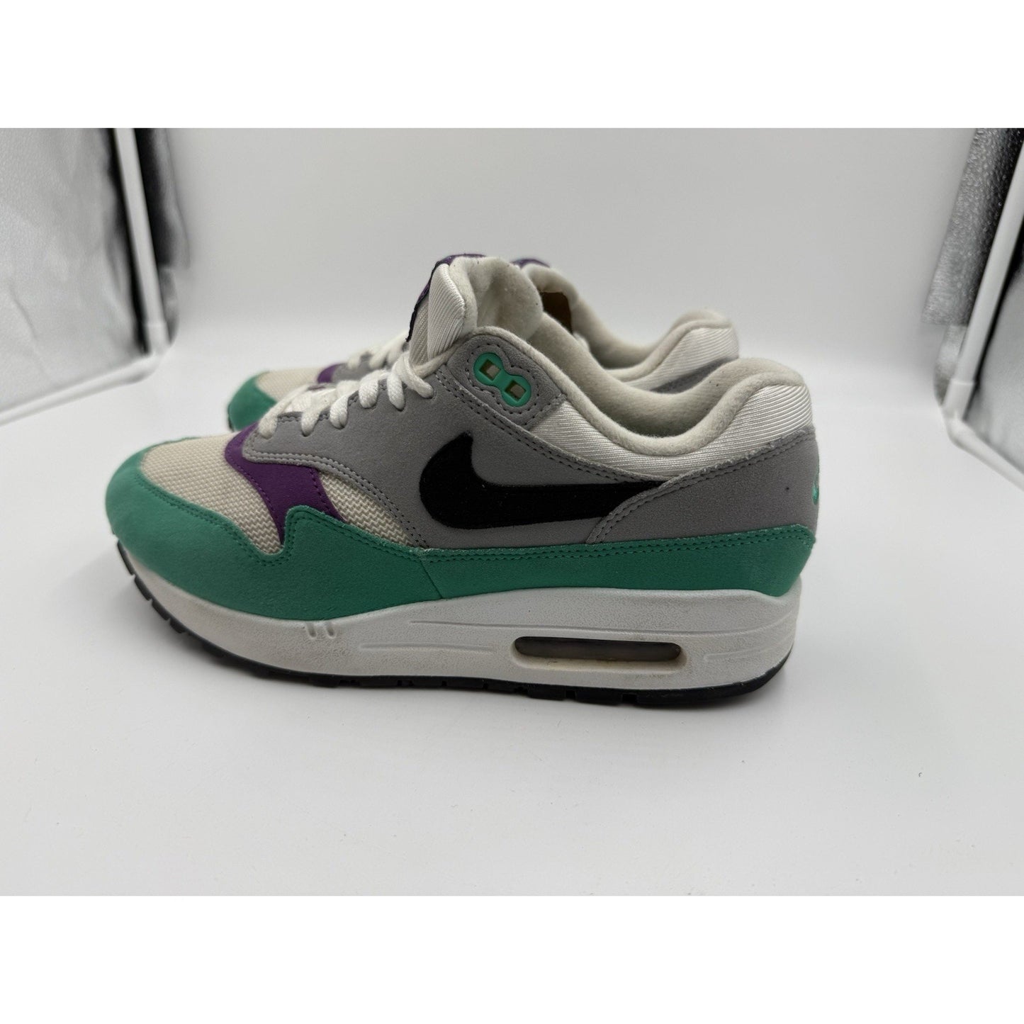 Size 8 - Nike Air Max 1 Clear Emerald W