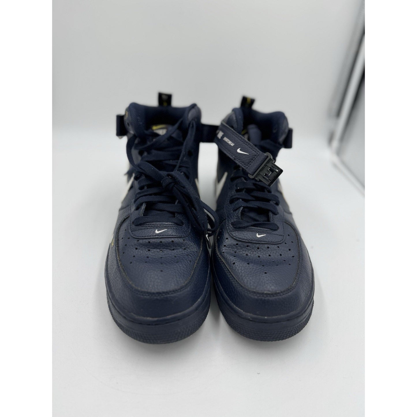 Size 13 - Nike Air Force 1 '07 LV8 Mid Navy bs854