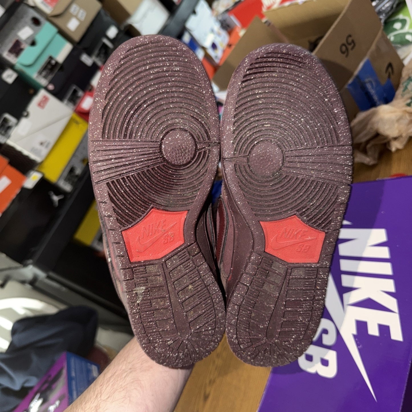 Nike SB Dunk Low PRM City of Love Burgundy Crush Suede Sneakers Size 6M WITH BOX