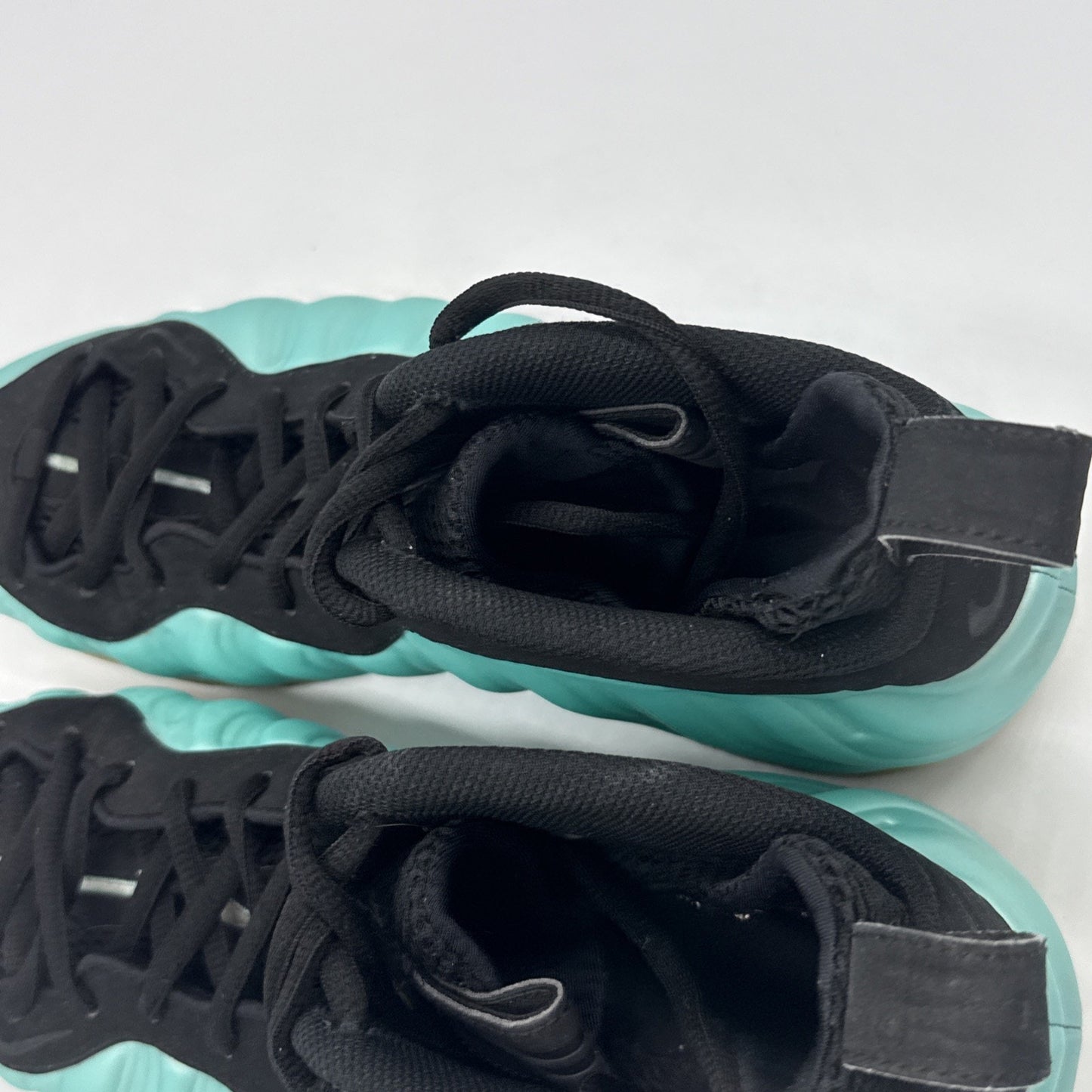 Size 10 - Nike Air Foamposite Pro Island Green