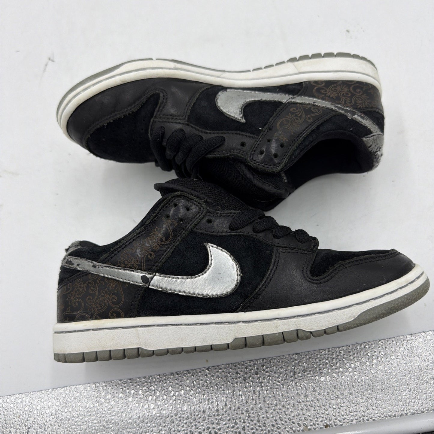 Size 5.5 - Nike Dunk Premium SB Low Takashi 2