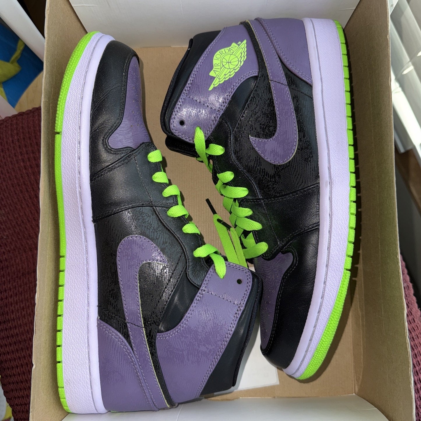 Size 10 - Air Jordan 1 Retro Joker