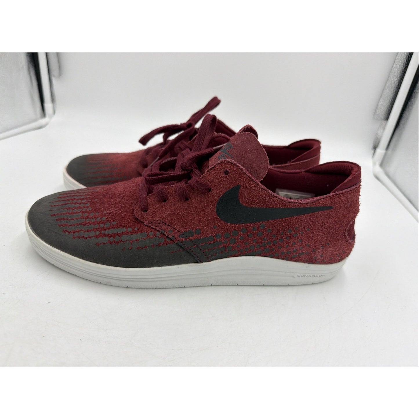 Size 9 Nike Sb Lunar One Shot Sample Tagged Red Black