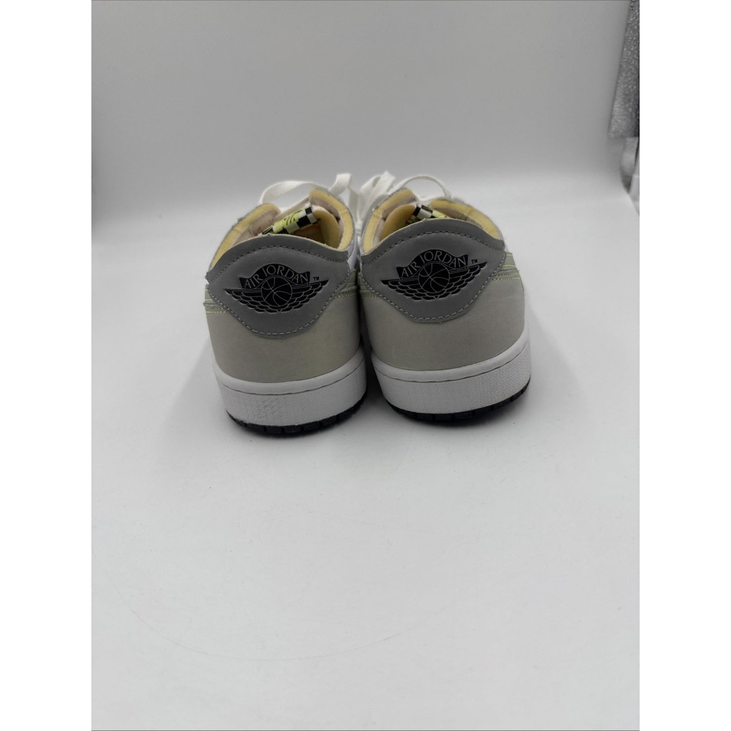 Size 11 - Air Jordan 1 Retro OG Low Ghost Green NBS460