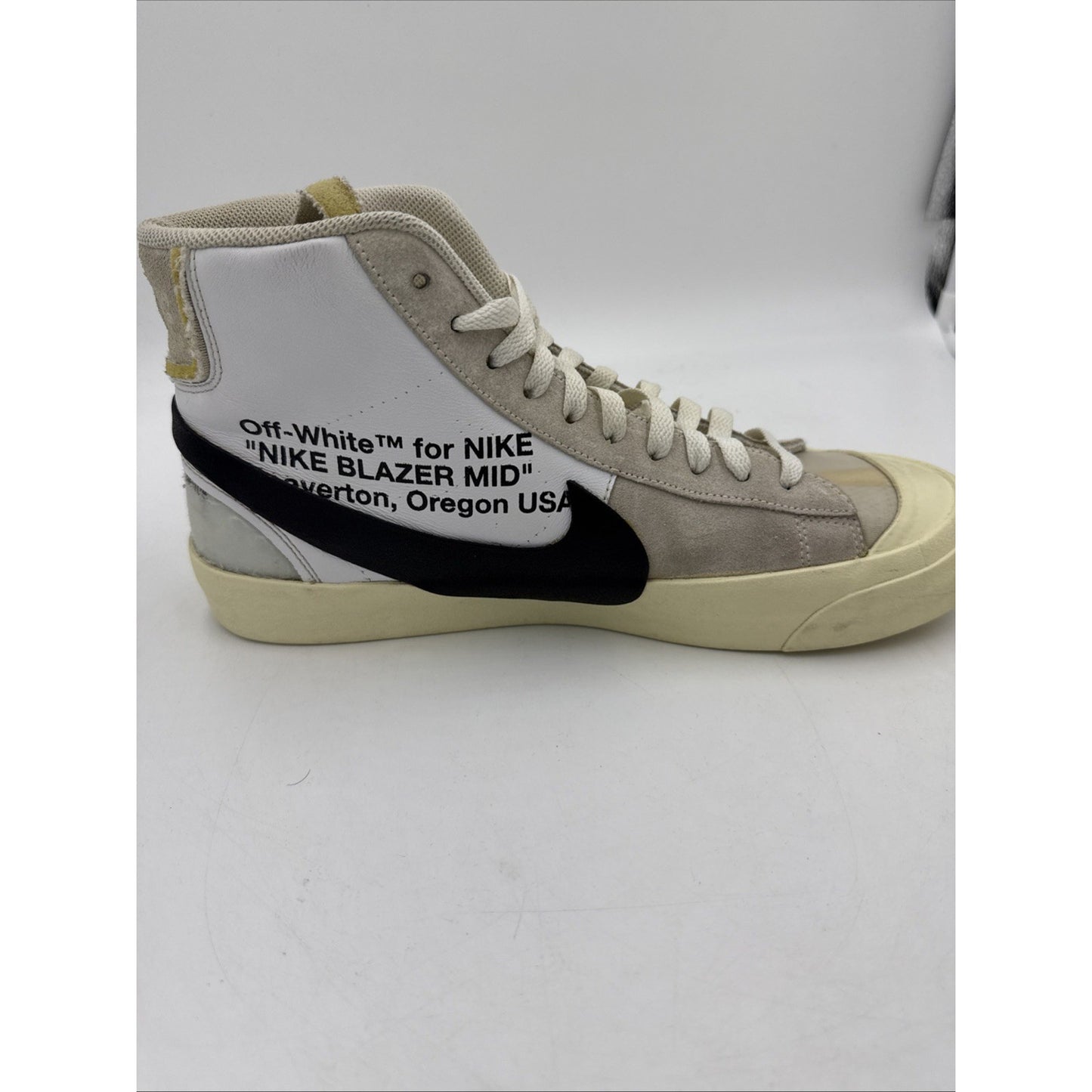 Size 10 - Nike Off-White x Blazer Mid The Ten