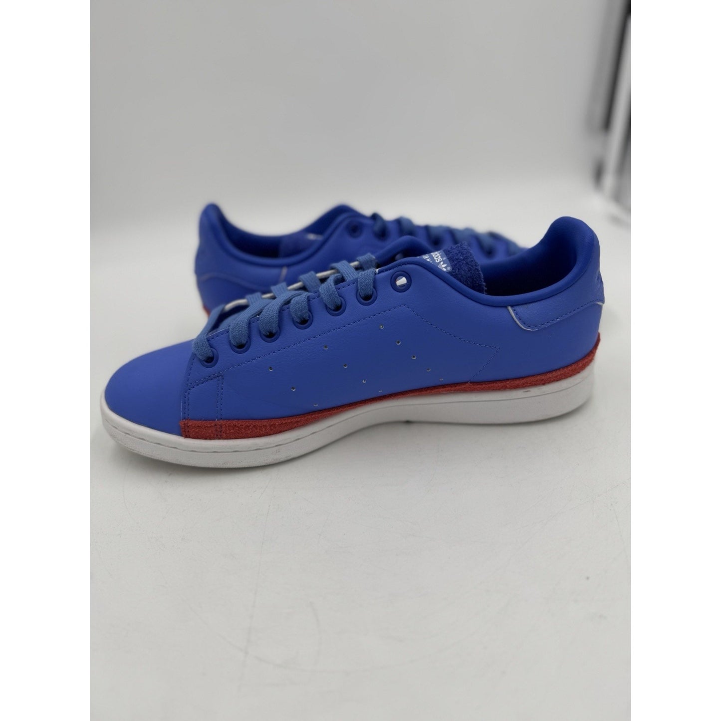 Size 9 - adidas South Park x Stan Smith Stan