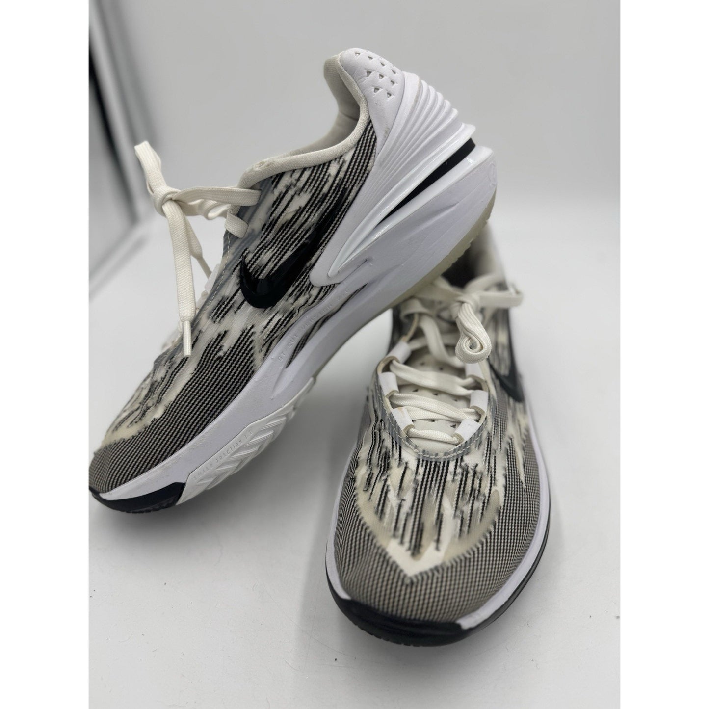 Size 10.5 - Nike Air Zoom GT Cut 2 TB White Black