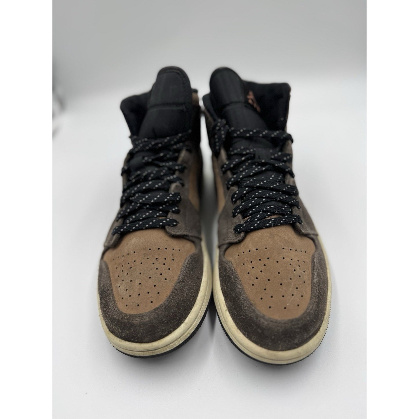 Size 8 - Air Jordan 1 SE Mid Dark Chocolate NBS262