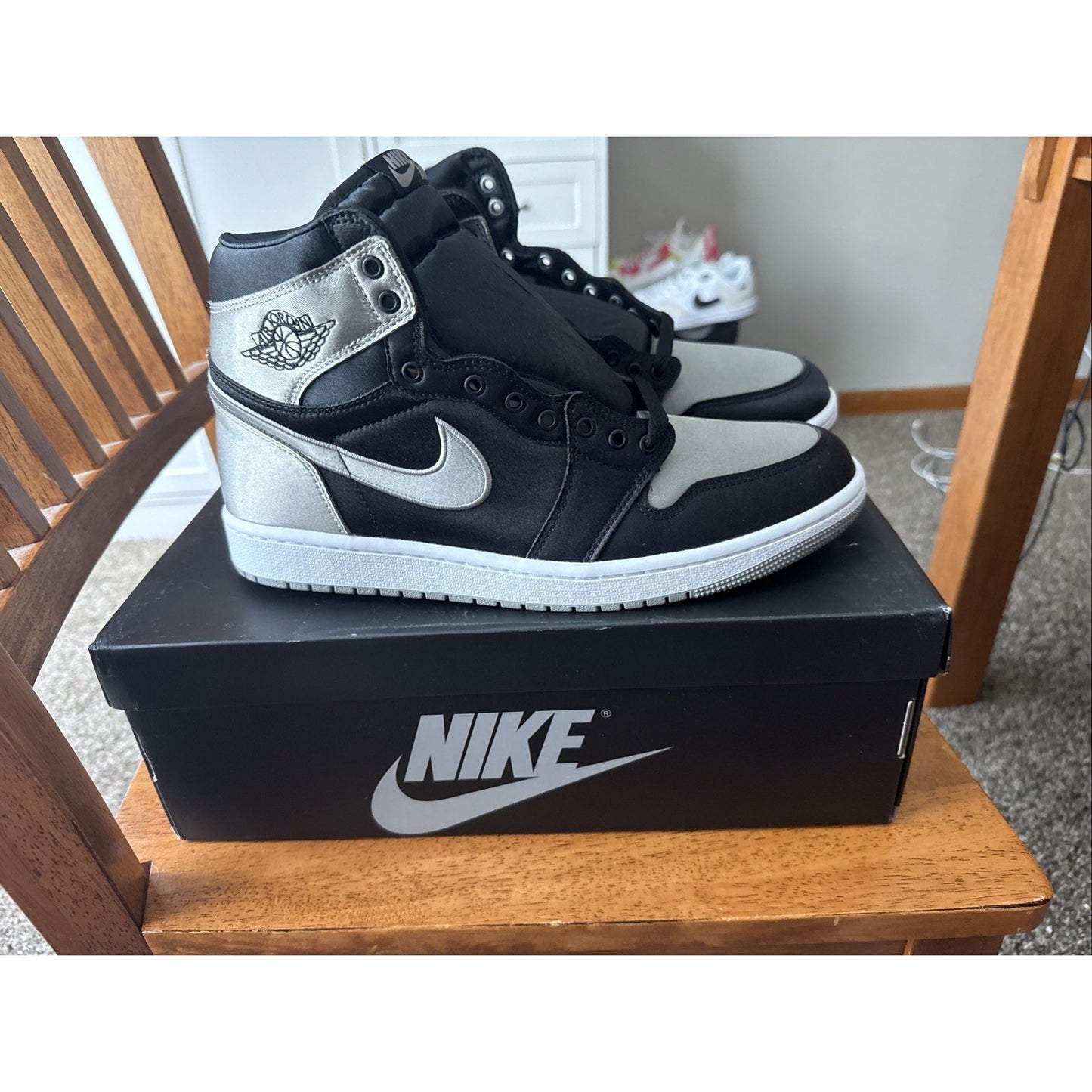 Air Jordan 1 High Retro OG Satin Shadow Black Women's 11 / Mens Size 9.5 Grey BS063