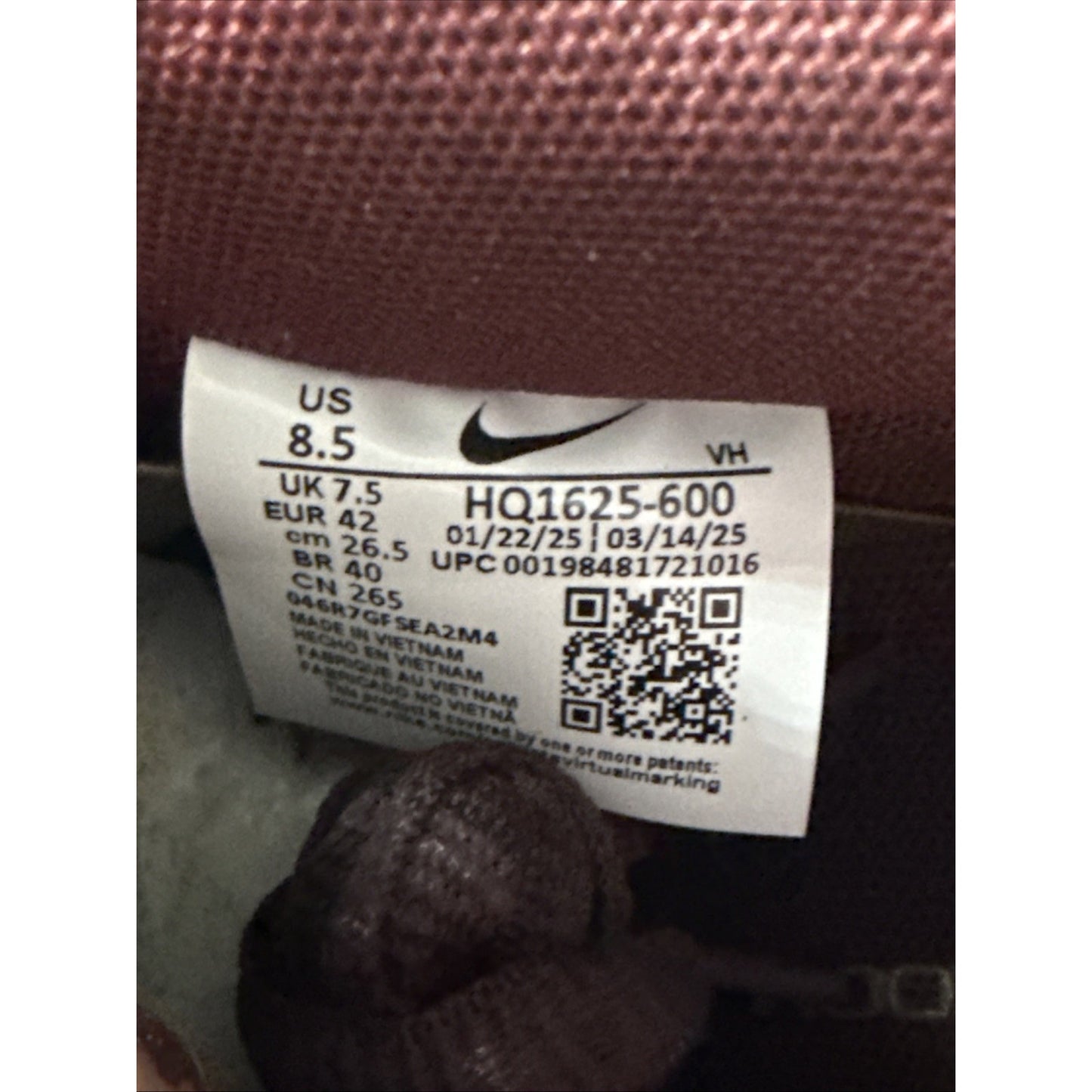 Size 8.5 - Nike Dunk SB Low Dark Team Red Olive Flak