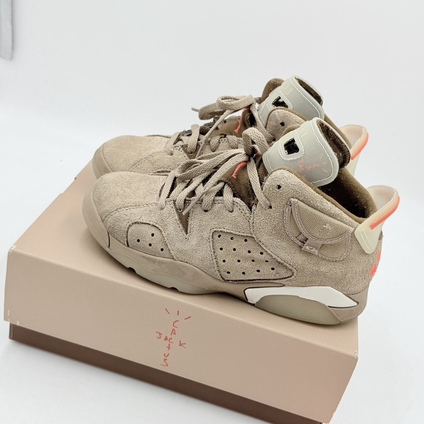 Size 1.5 (PS) - Jordan 6 Retro x Travis Scott Mid British Khaki