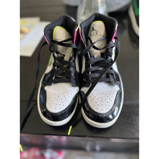 Size 8.5 - Air Jordan 1 SE Mid Cyber Active Fuchsia NBS165