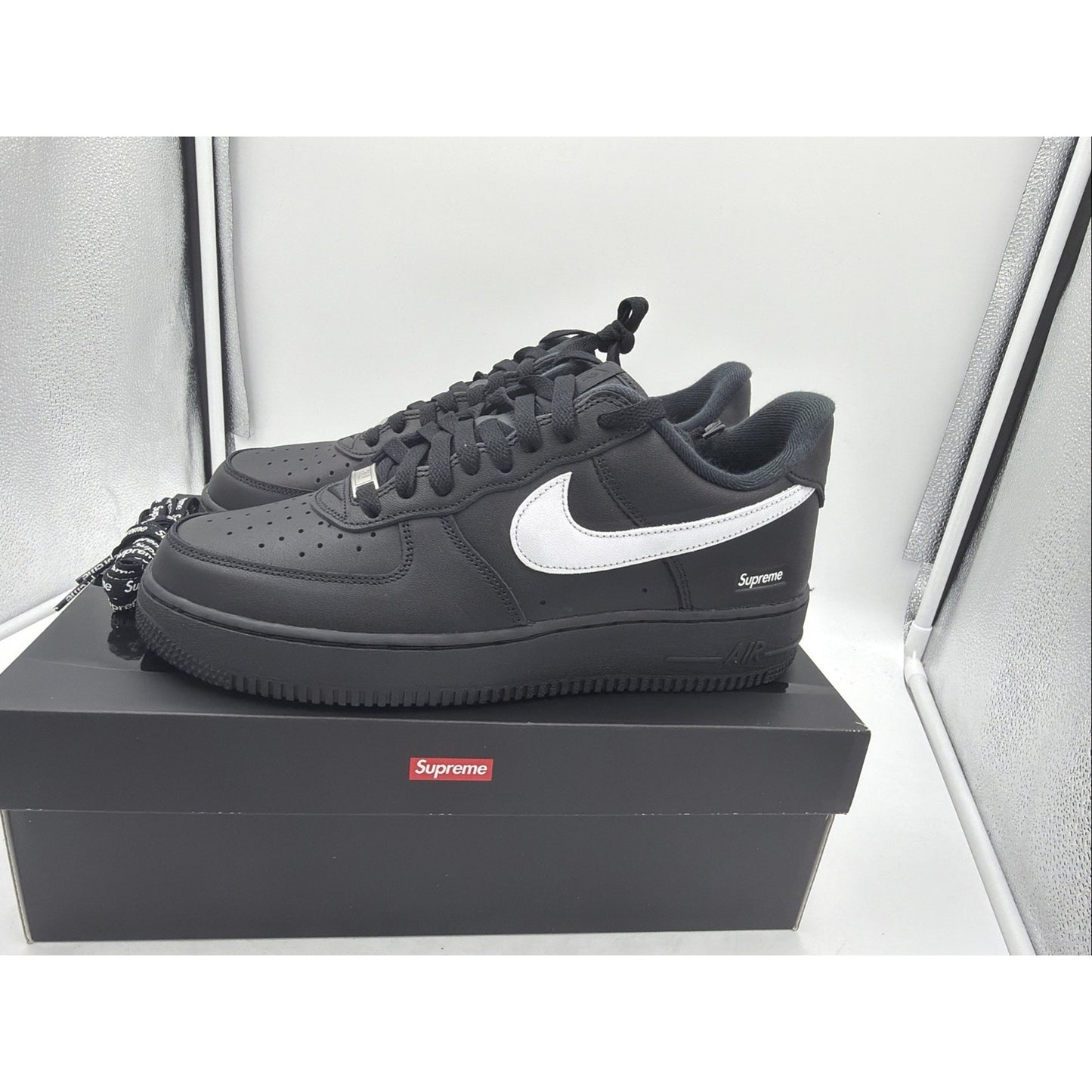 Size 9 - Nike Supreme x Air Force 1 Low Box Logo - Black White