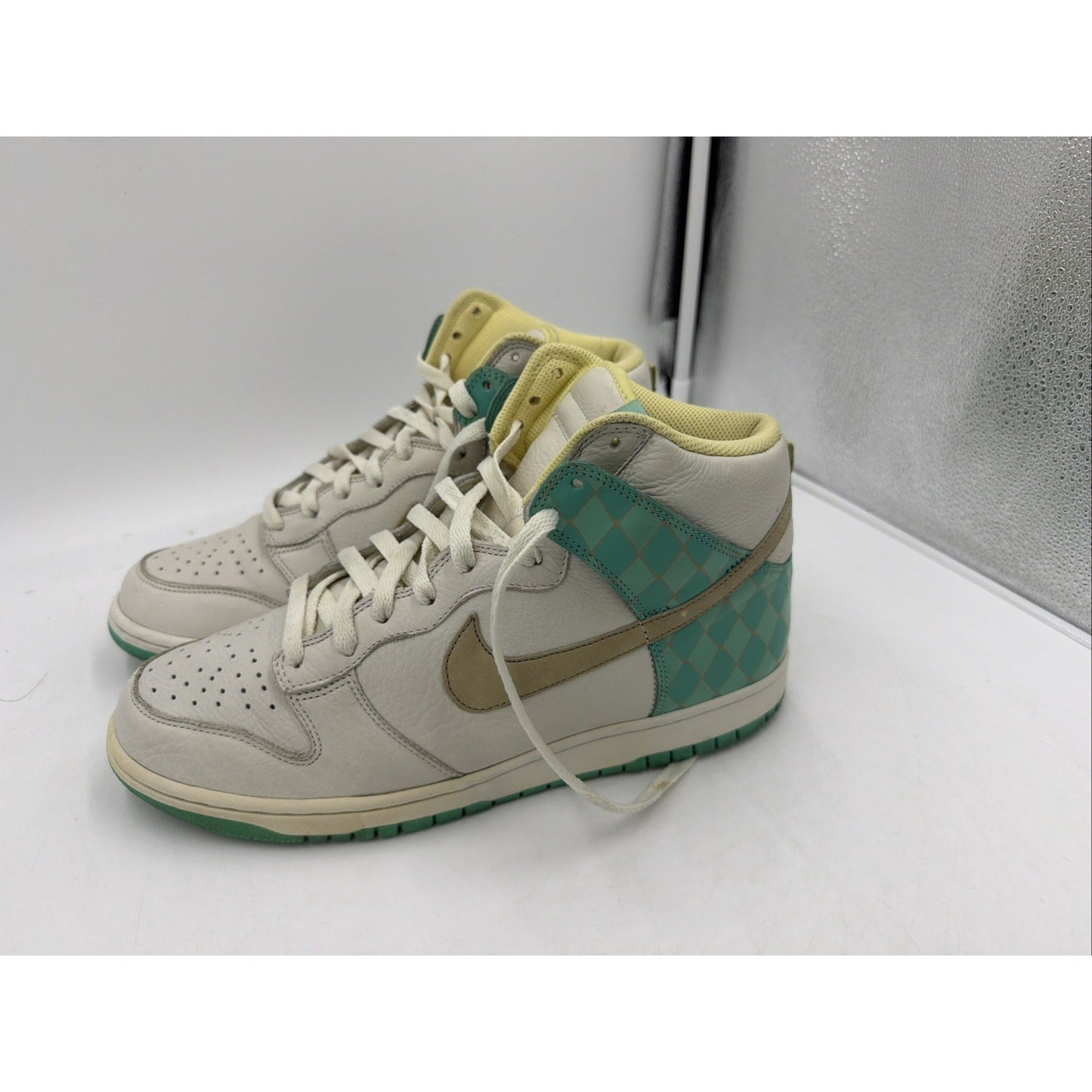 Size 10.5 - Nike Dunk Premium High White 2007