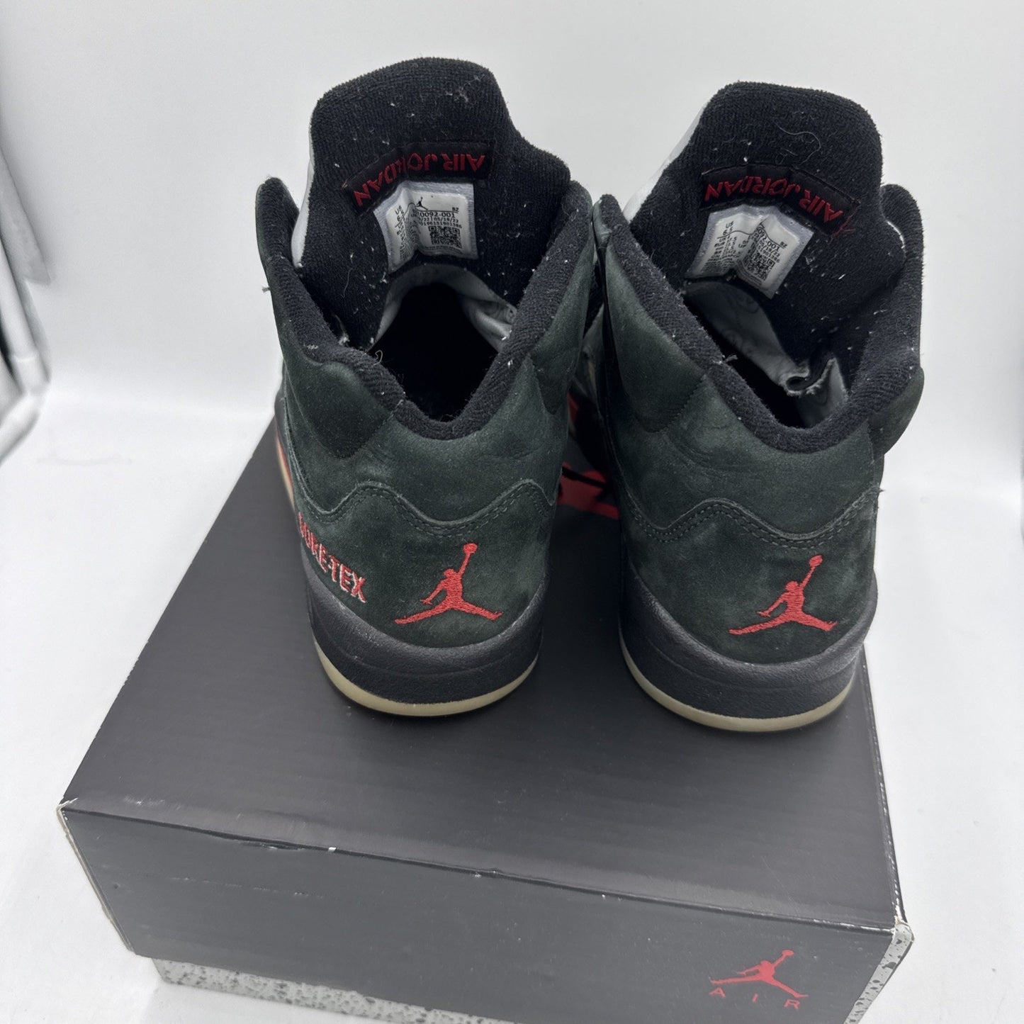 Size 6.5 - Air Jordan 5 Retro GORE-TEX Off-Noir W