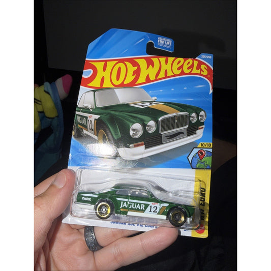 Hot Wheels Jaguar XJC V12 Coupe HW Euro 1:64 Green/White/Gold Diecast Unopened