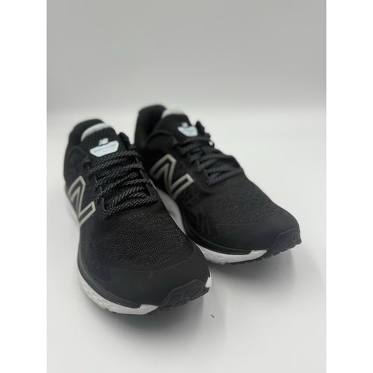 Size 10 - New Balance Fresh Foam 680v7 Black White W NBS273