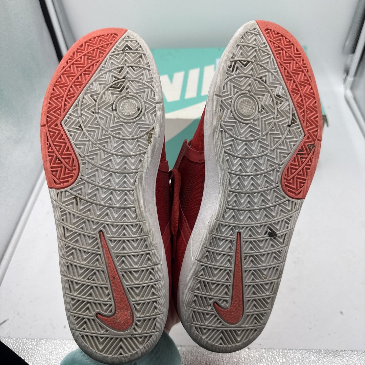 Size 10 - Nike Eric Koston R/R Mid Red