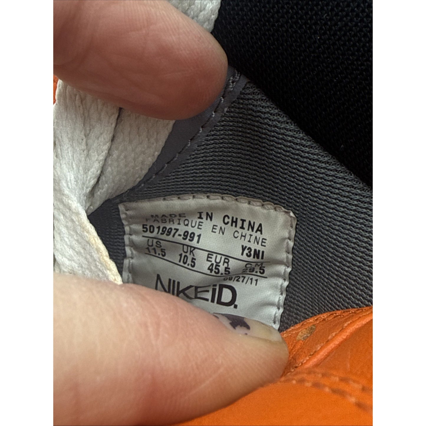 Size 11.5 501997-991 Nike ID Halloween Orange Dunk High