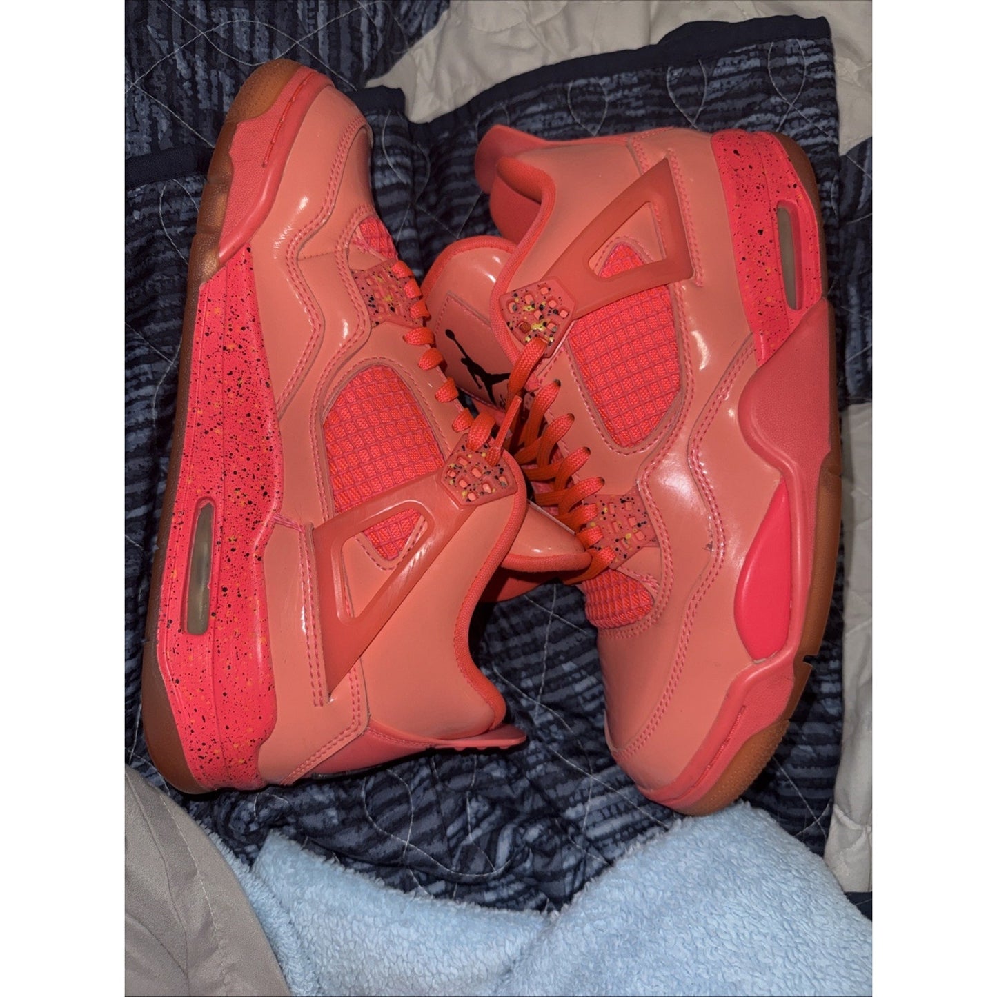 Size 9 - Air Jordan 4 Retro NRG Hot Punch W