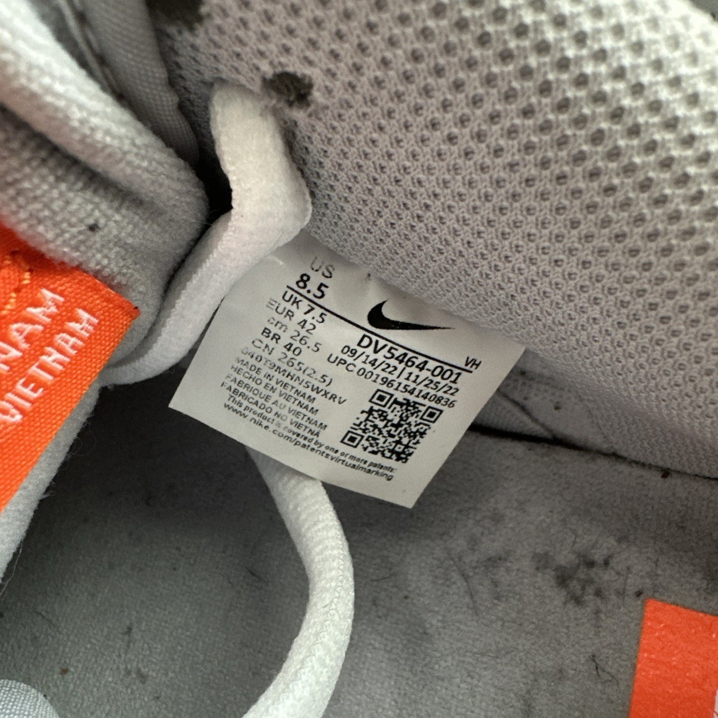 Size 8.5 - Nike SB Dunk Low Wolf Grey Gum