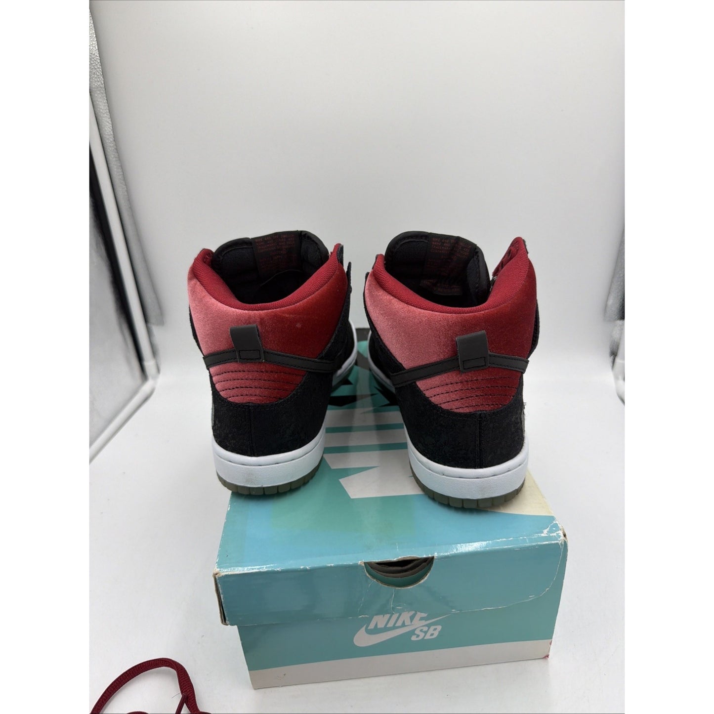 Size 7 - Nike Dunk Prem SB BP QS High Brooklyn Projects Paparazzi