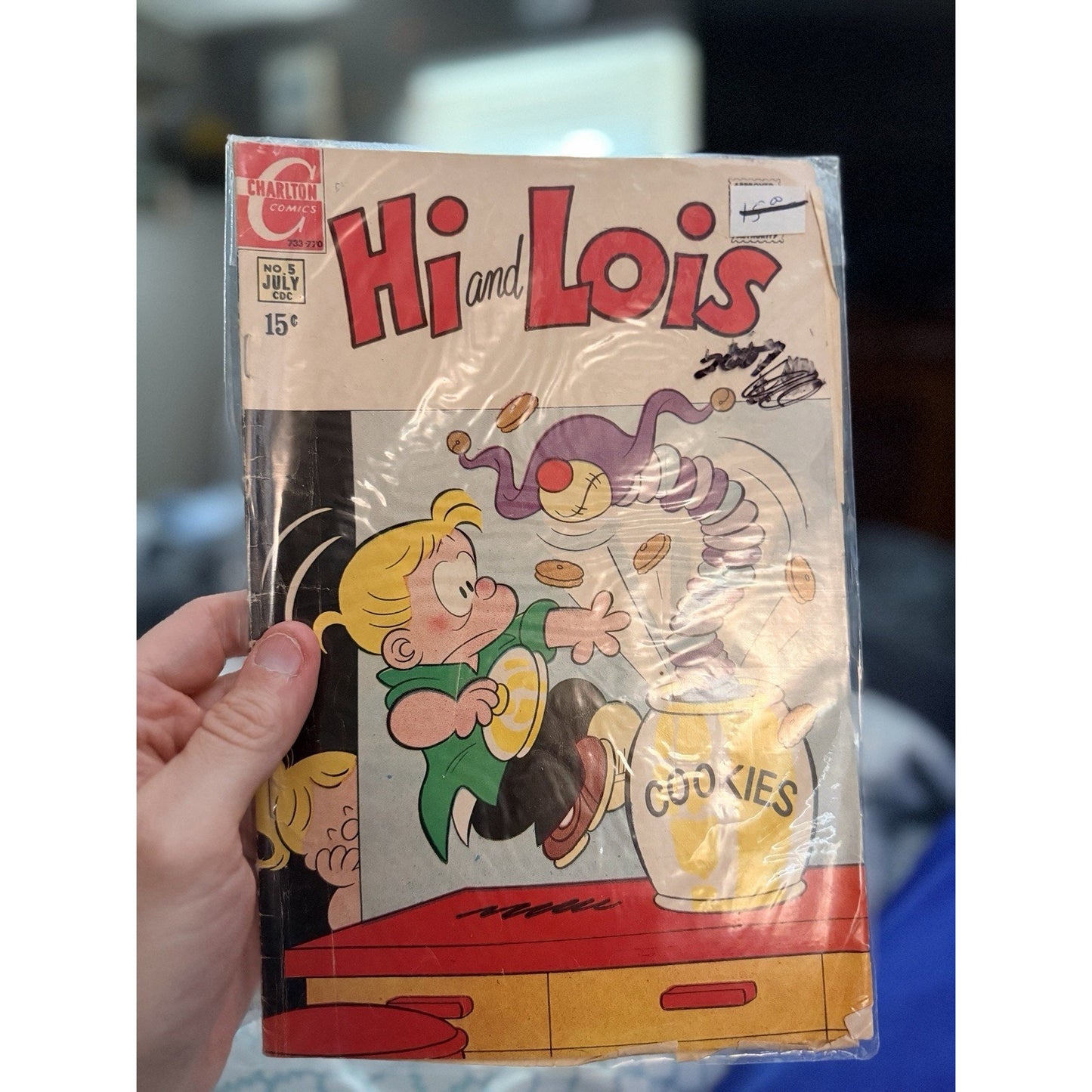 Lot Of 10 Comics Disney, Sam Sacks, And More