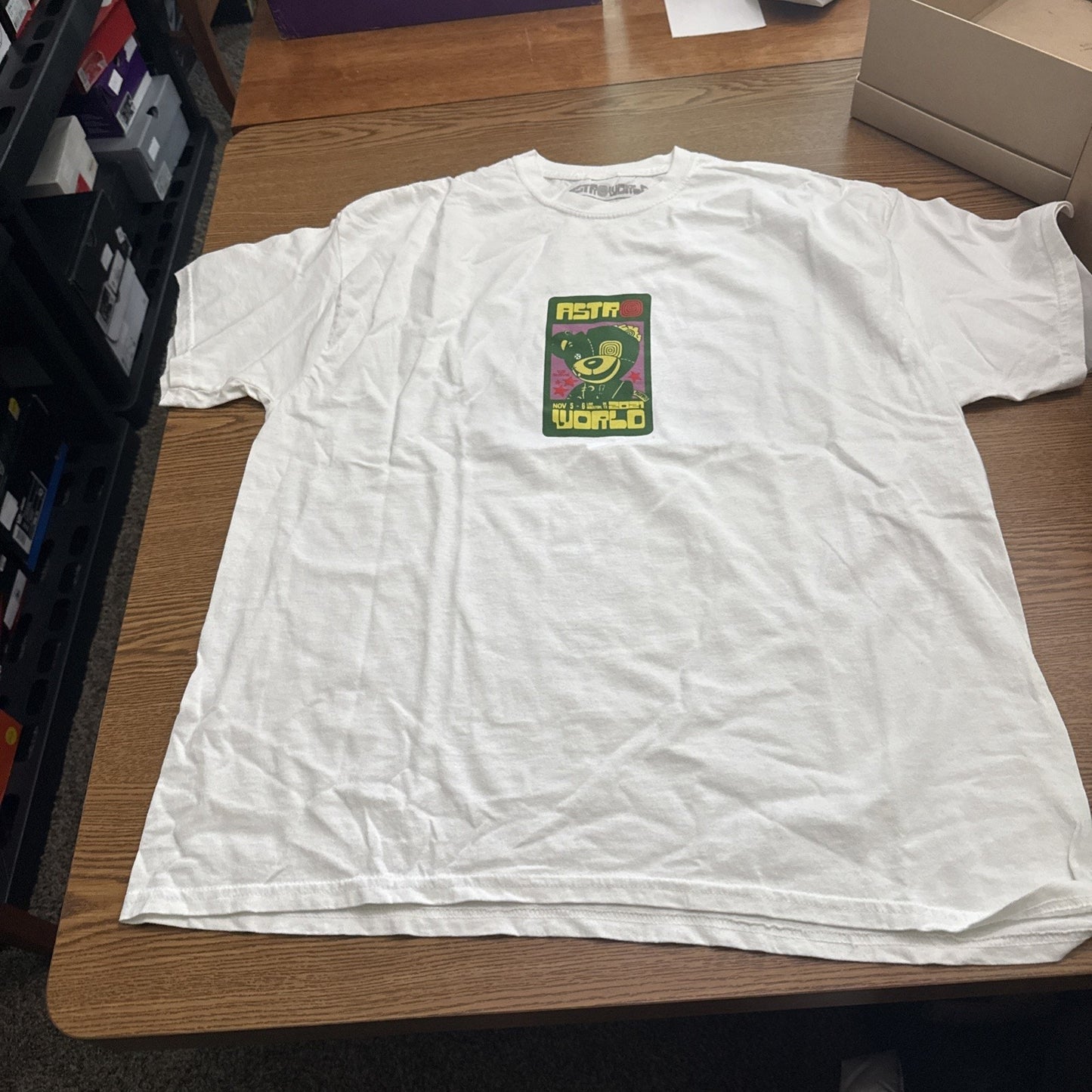 Size Large Travis Scott Astroworld White Bear Tee 21