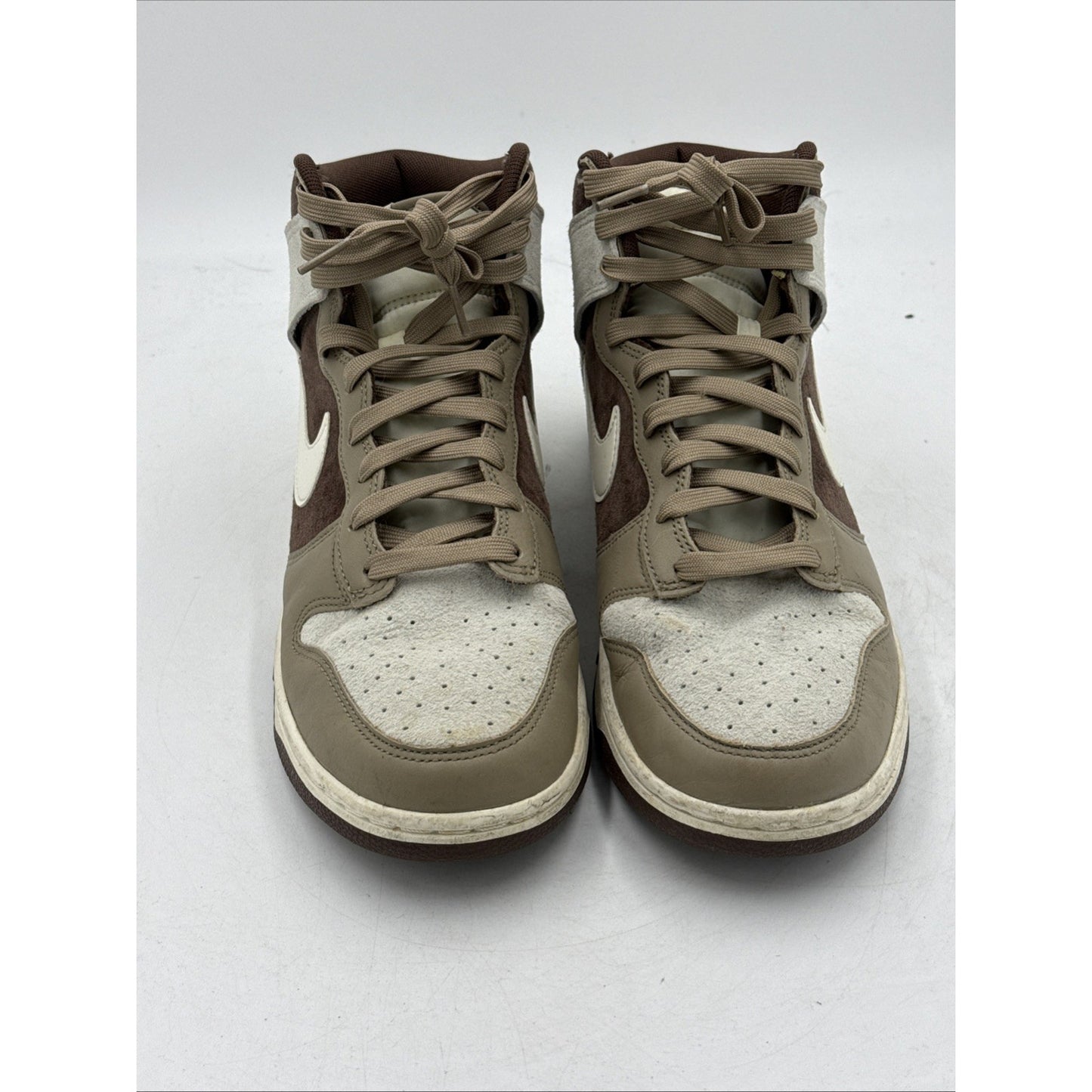 Size 10.5 - Nike Dunk High Light Chocolate
