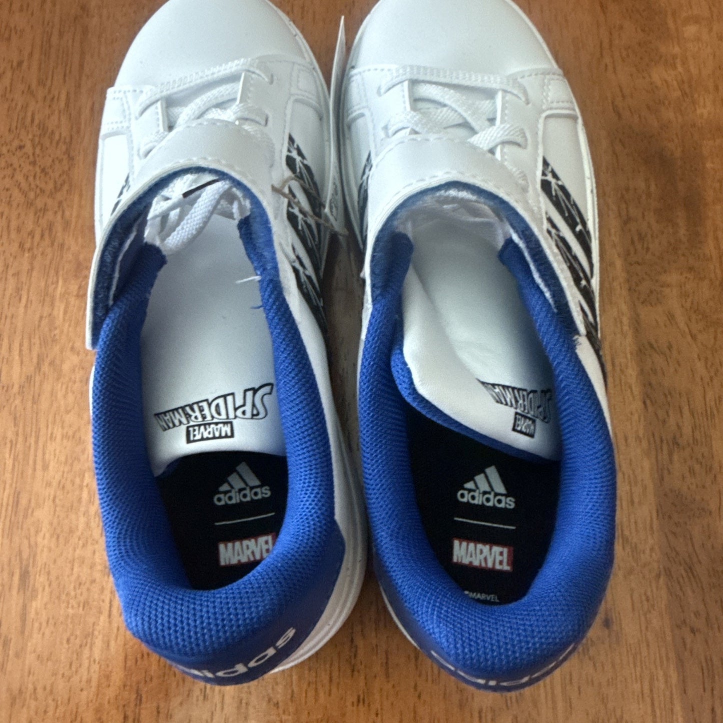 Size 2y Adidas Spider-Man Marvel Grant Court BS033