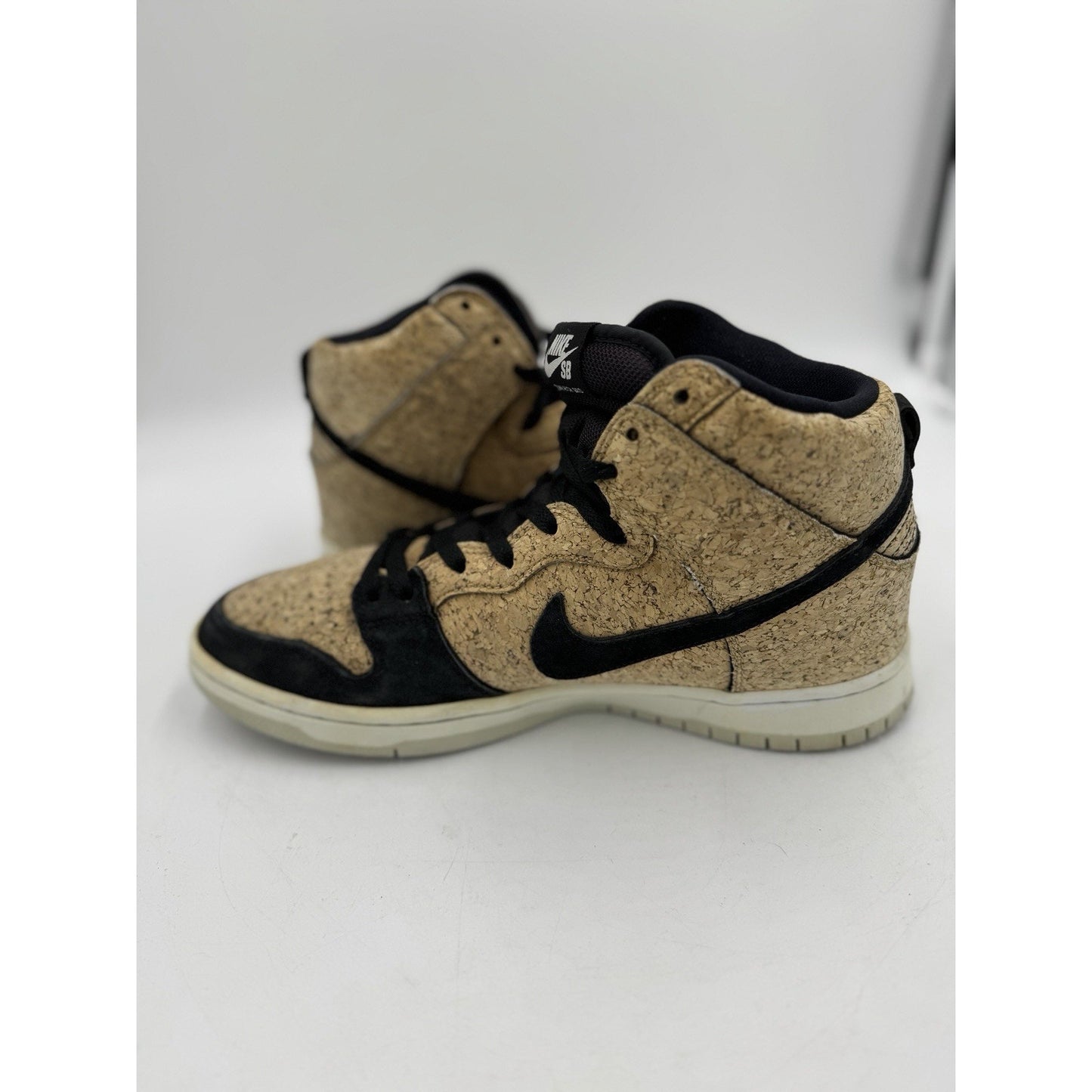 Size 9 - Nike Dunk Premium SB High Cork